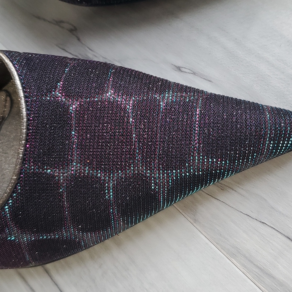 NWT BEAUTIFUL HOLOGRAM DONALD J PLINER KITTEN 😸 Heels - Picture 3 of 10